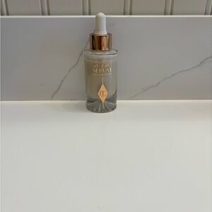 Charlotte Tilbury White Radiance Serum ***ITEM IS USED***